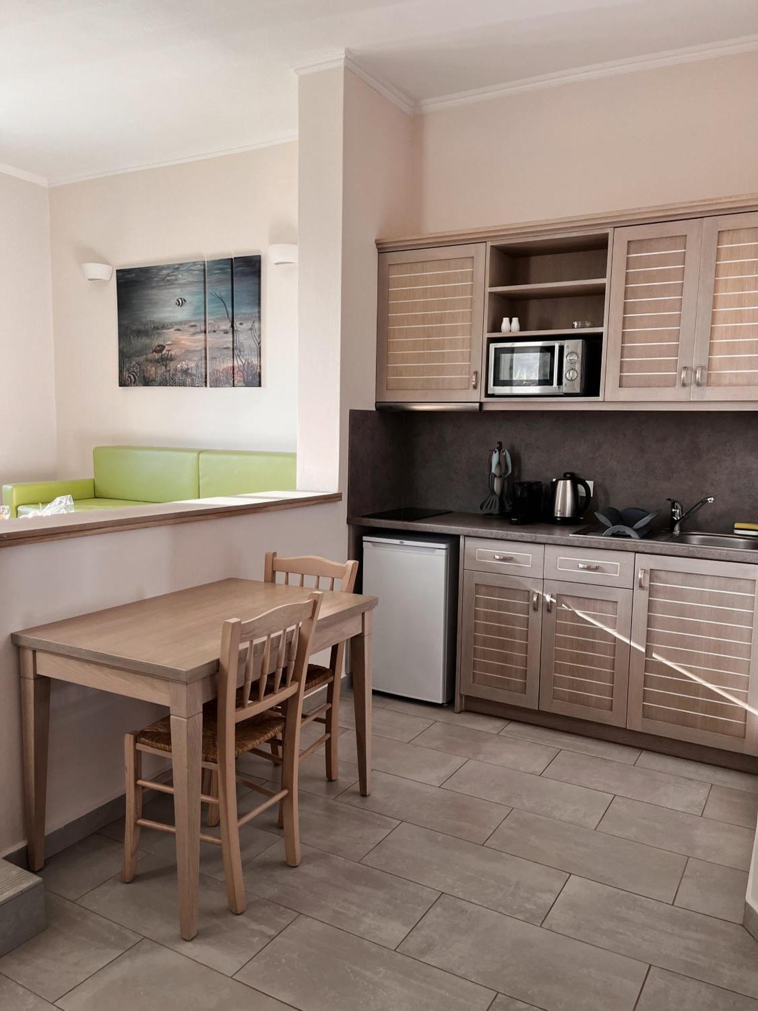 ארקסה Alona Luxury Villas מראה חיצוני תמונה