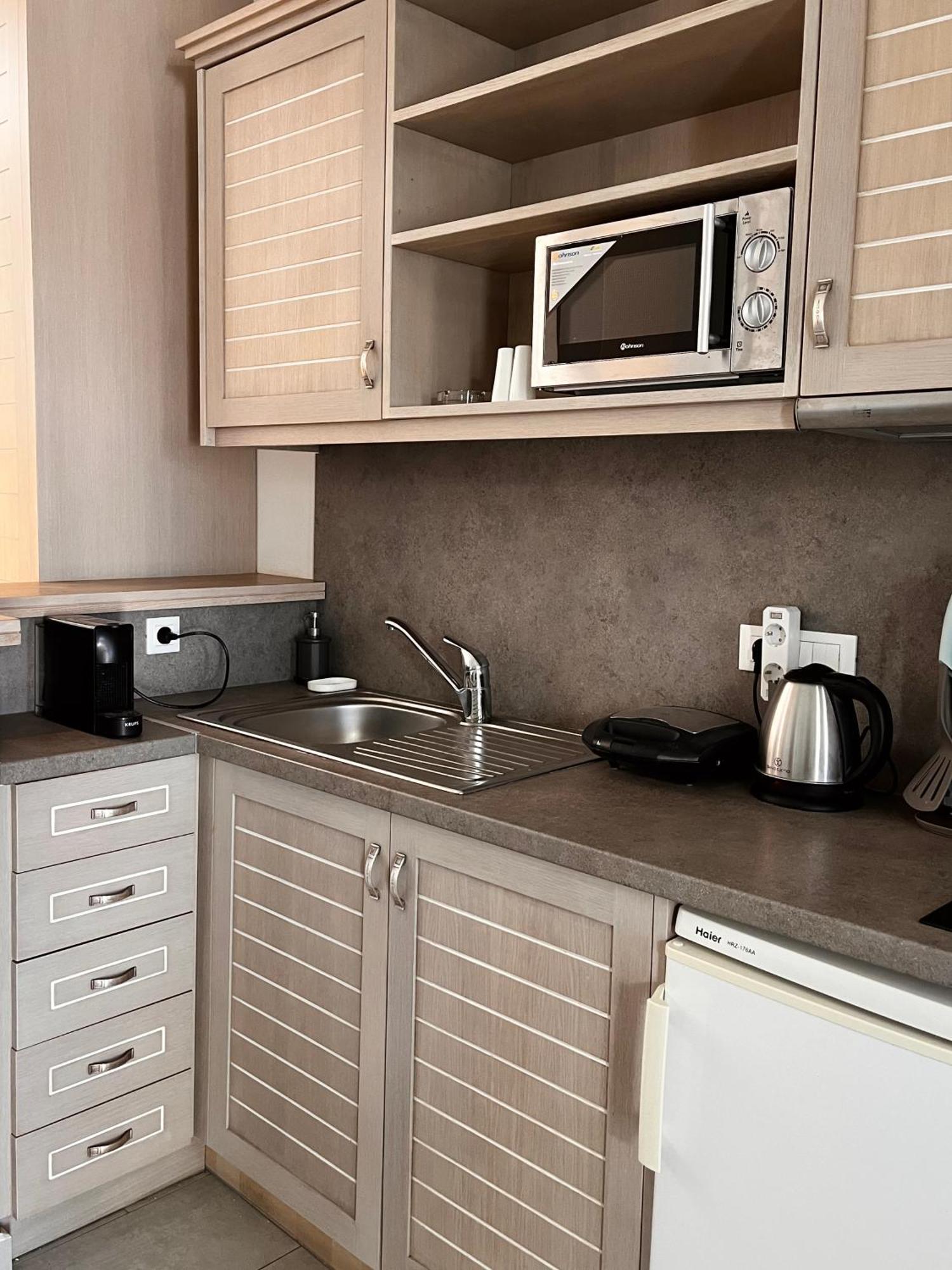 ארקסה Alona Luxury Villas מראה חיצוני תמונה