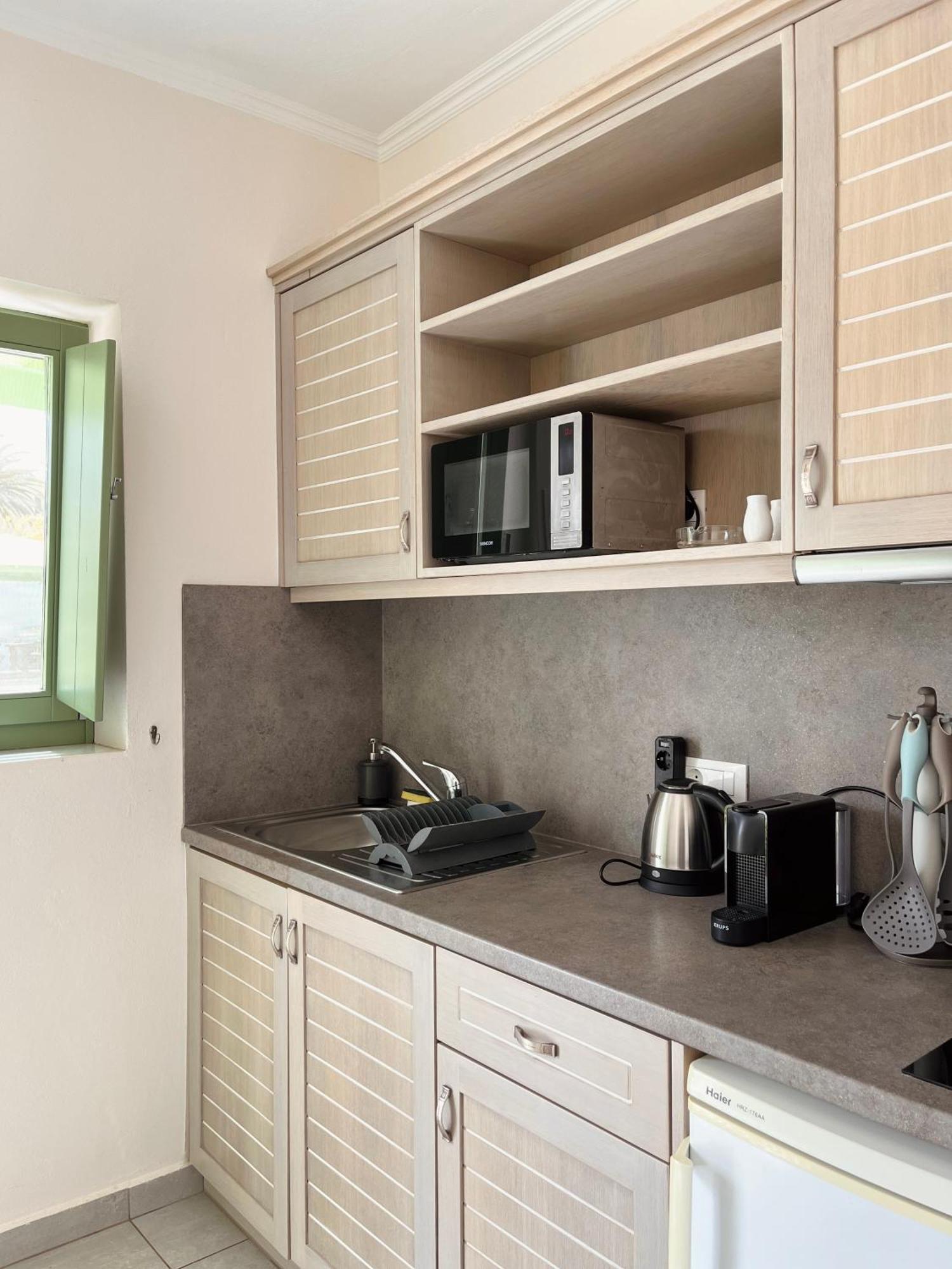 ארקסה Alona Luxury Villas מראה חיצוני תמונה