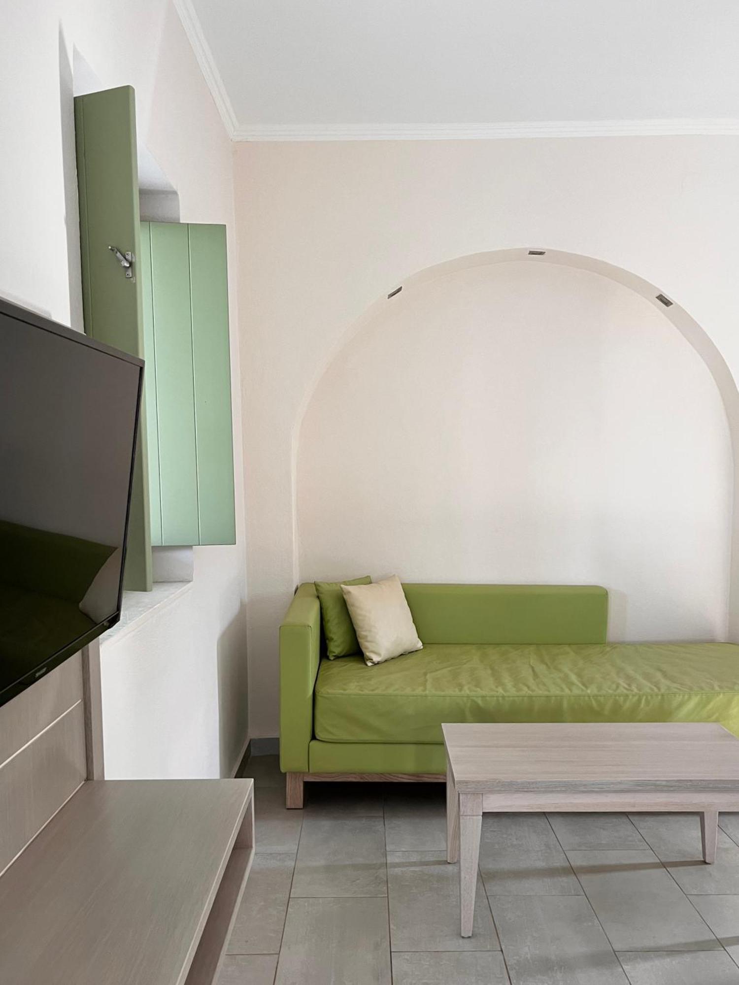 ארקסה Alona Luxury Villas מראה חיצוני תמונה